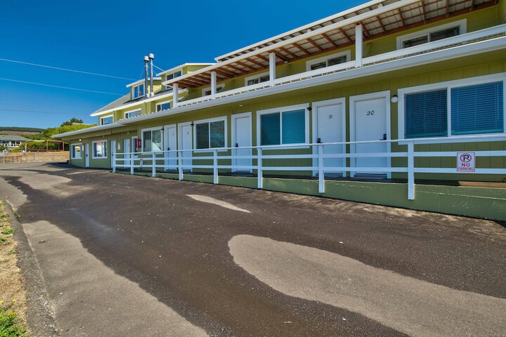 Terimore Bayfront Inn