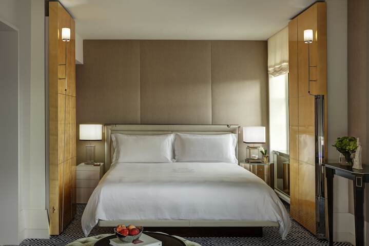 The Carlyle a Rosewood Hotel