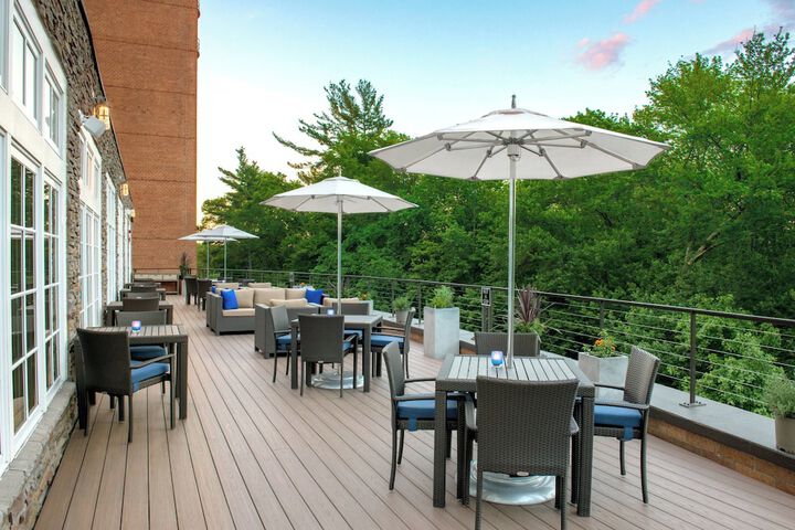 Terrace/Patio 54 of 57