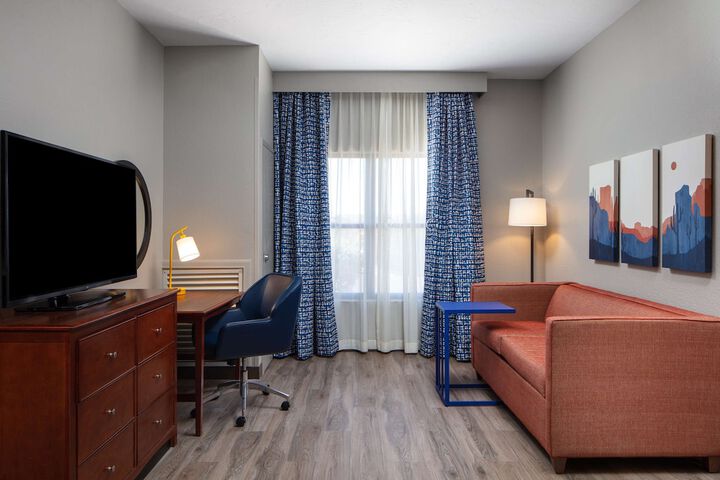 Room 48 of 71