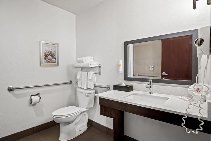 Comfort Suites Waxahachie - Dallas