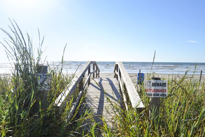 Beach 31 of 40