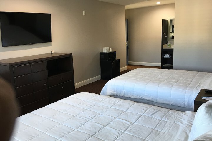 Room 36 of 43