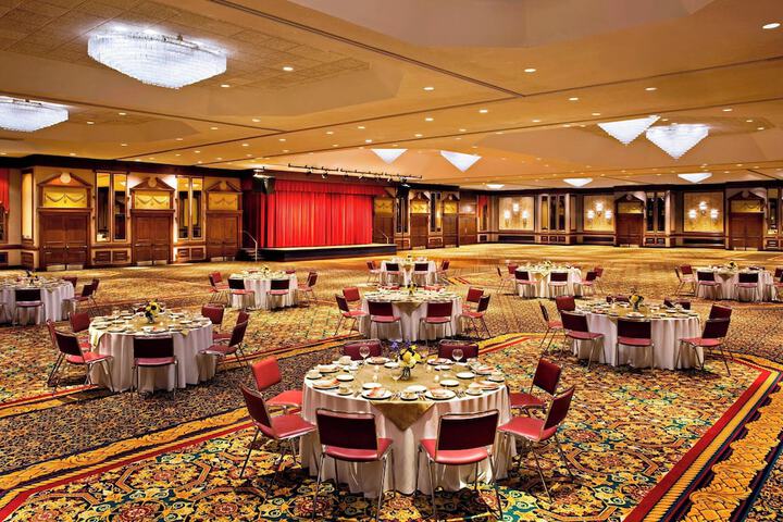 Sheraton Greensboro at Four Seasons