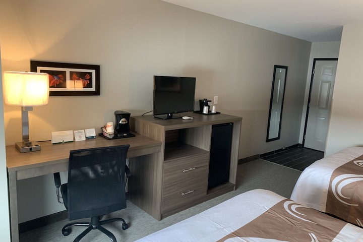Room 22 of 37