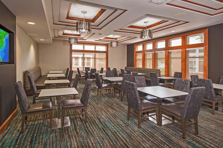 Residence Inn by Marriott Chesapeake Greenbrier