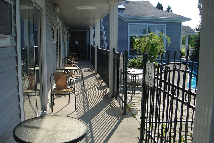 Terrace/Patio 27 of 31