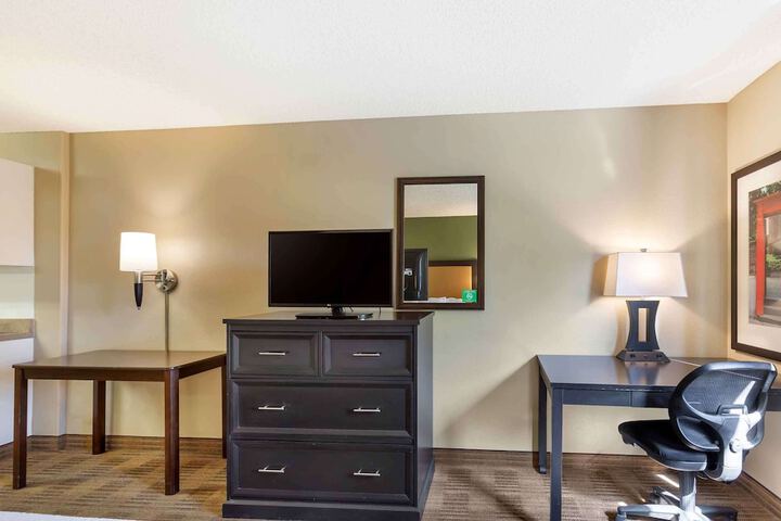 Room 19 of 31