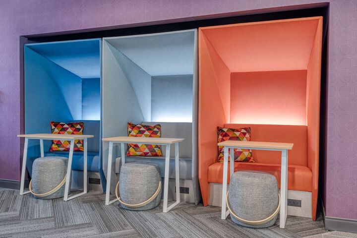 Business Center 32 of 32