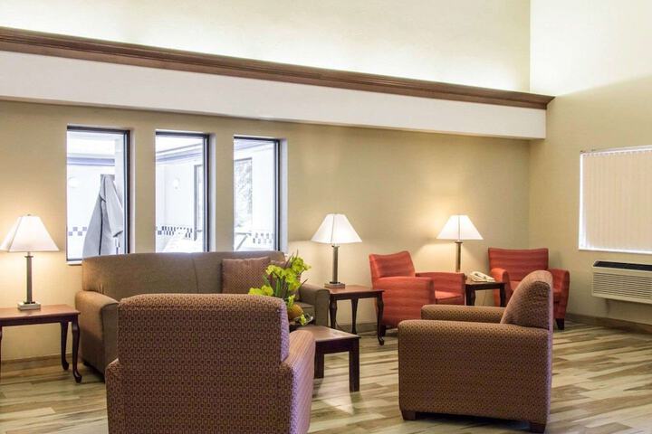 Hotel Interior 6 of 31