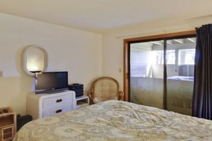 Fairway Village Condominiums