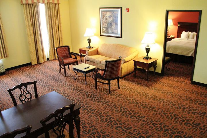 Room 10 of 34