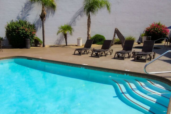 Pool 4 of 41