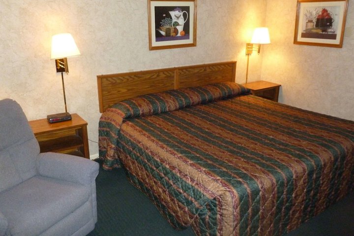 Room 13 of 15