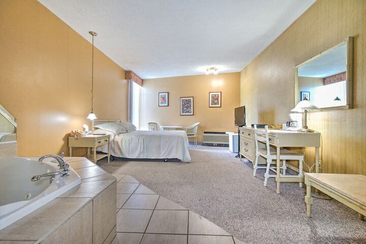 Room 19 of 52