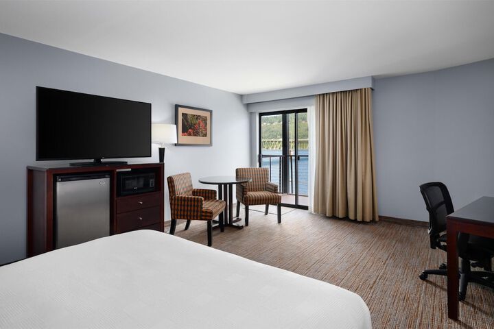 Best Western Plus Hood River Inn