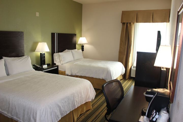 Room 110 of 150