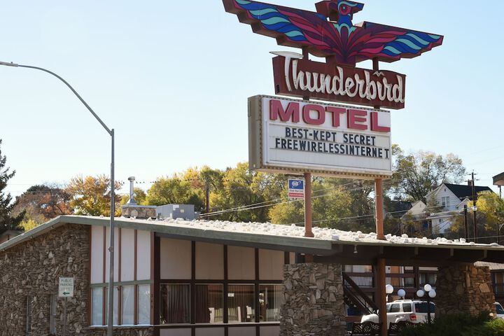 Hotel 4 of 34