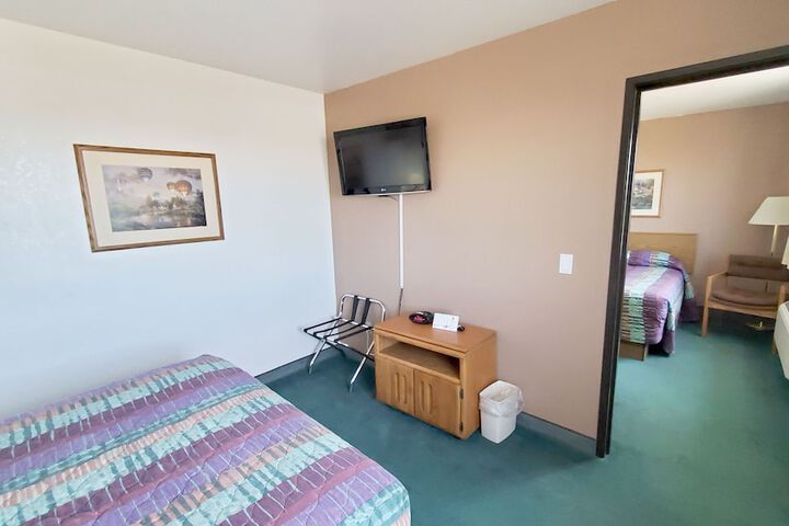 Room 10 of 41