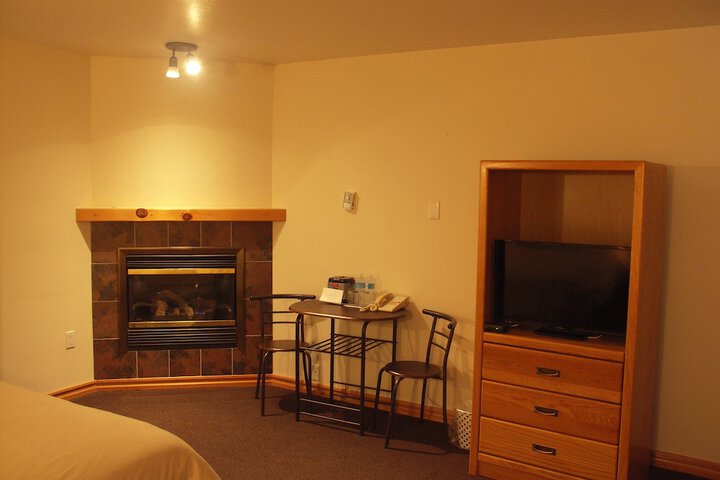 Room 37 of 43