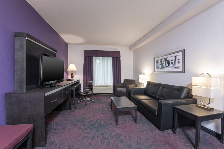 Room 13 of 52