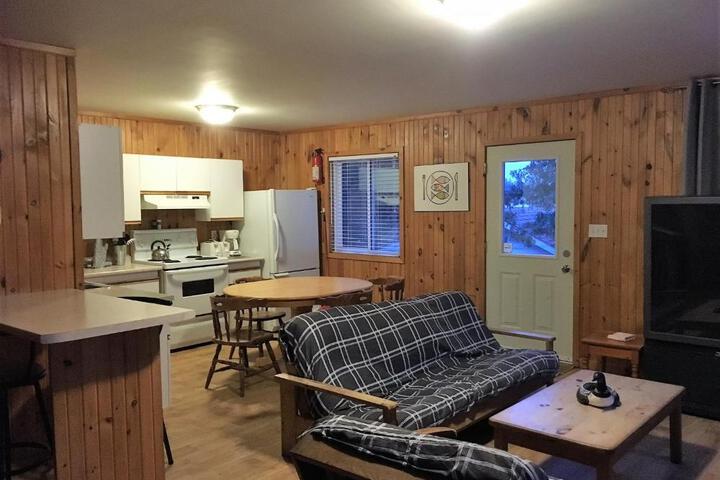 Merland Park Cottages and Motel