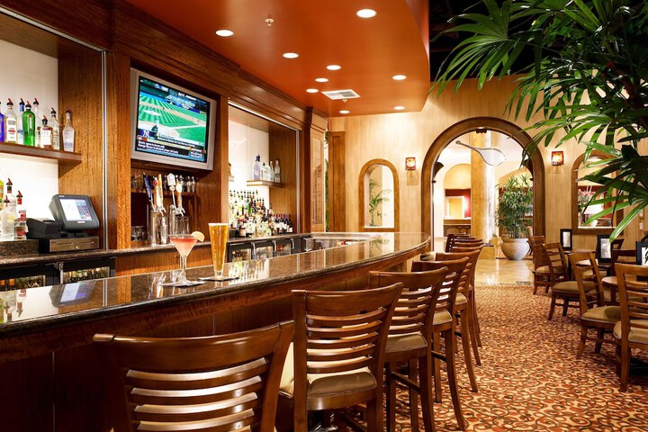 DoubleTree Suites by Hilton Anaheim Rsrt - Convention Cntr