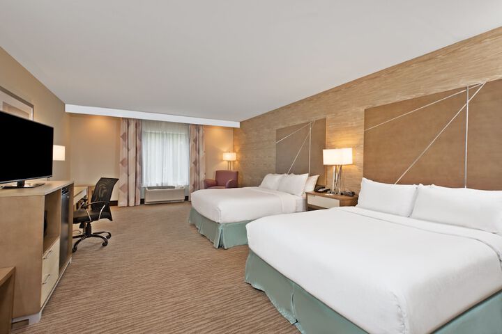 Holiday Inn Express & Suites New Cumberland by IHG