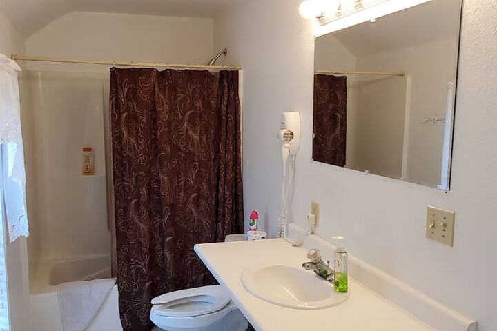 Room 18 of 49