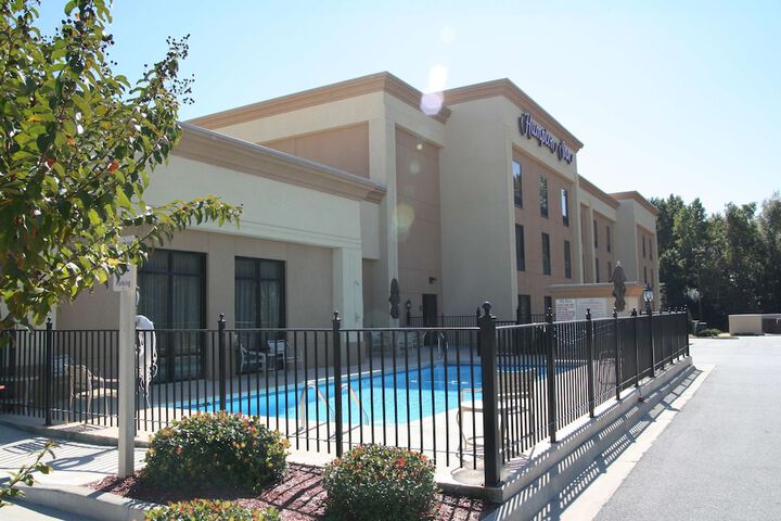 Pool 4 of 33