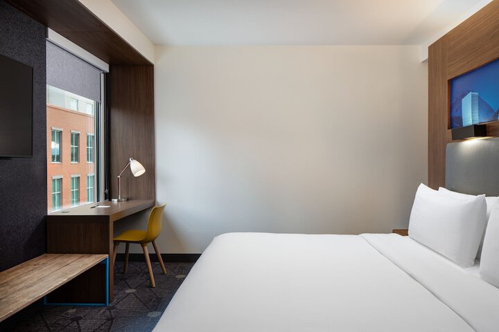 Aloft by Marriott Denver Downtown