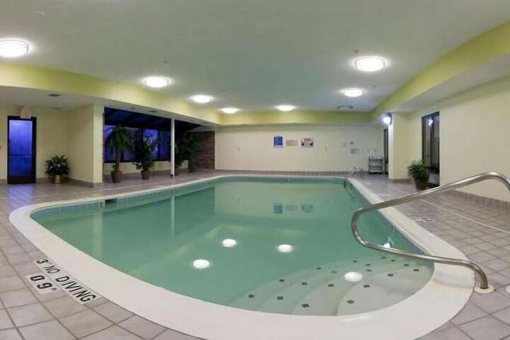 Pool 8 of 35