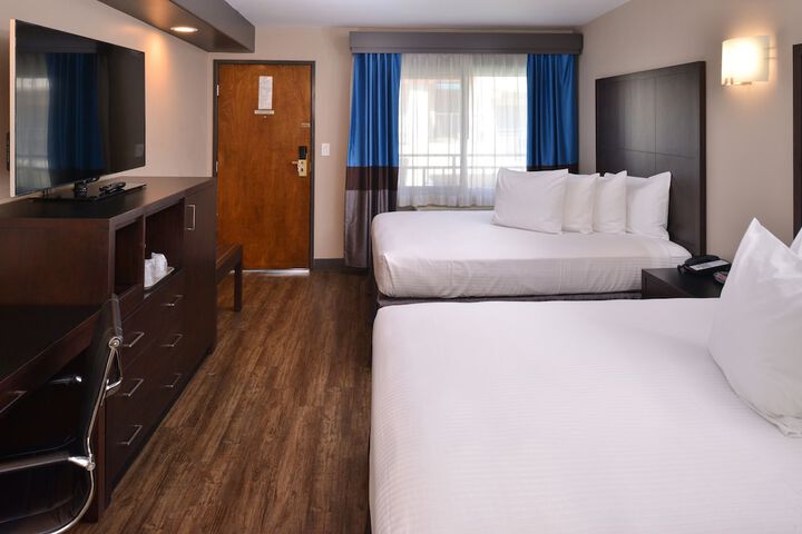 Room 17 of 18