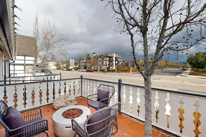 Terrace/Patio 118 of 131