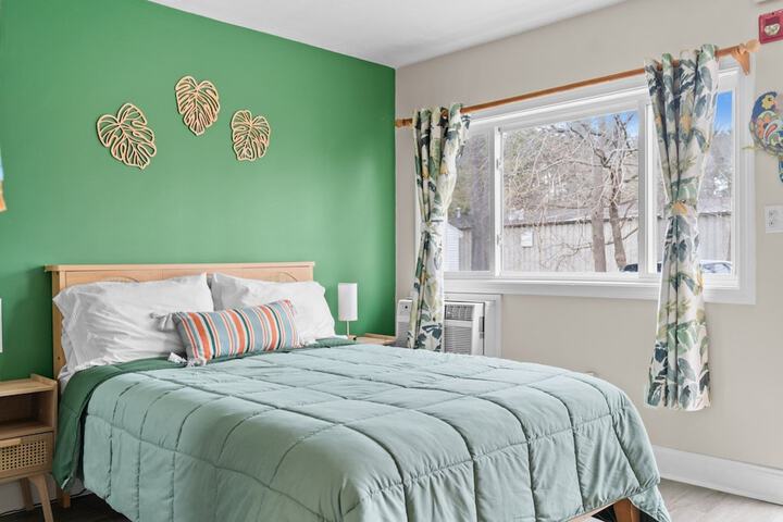 Room 18 of 31