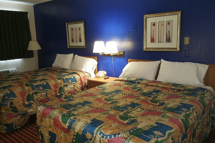 Room 6 of 20