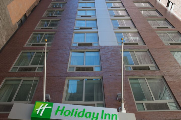 Hotel 5 of 44
