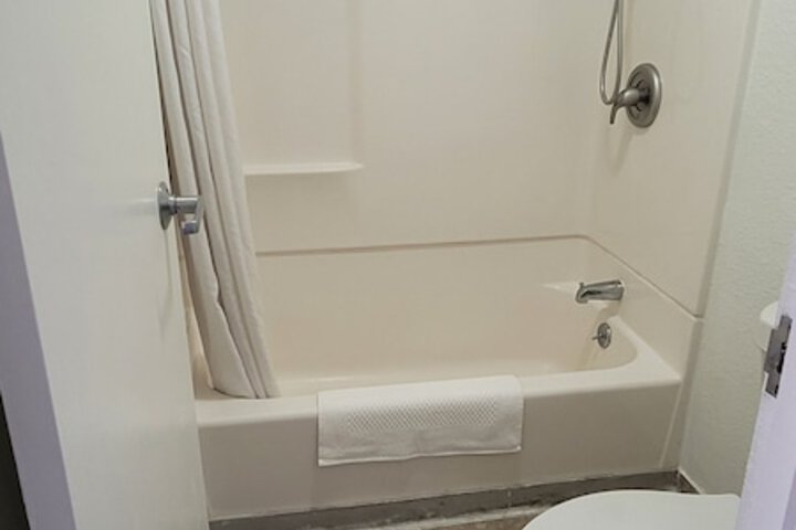 Room 20 of 40