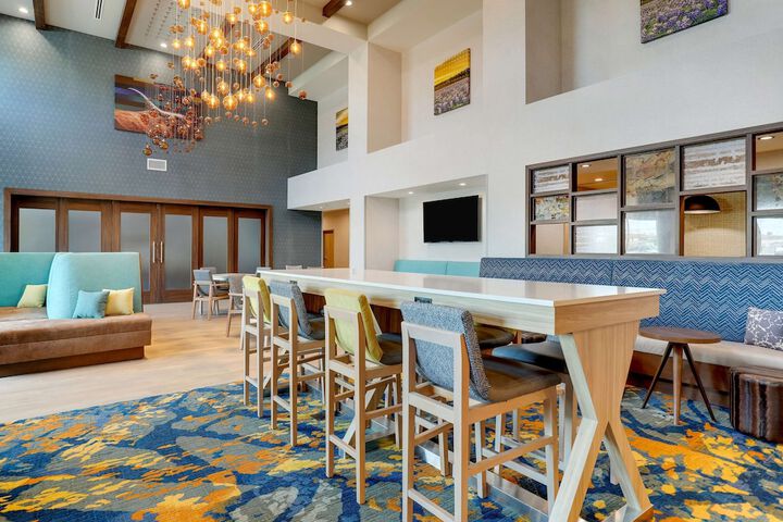 Hotel Interior 30 of 115