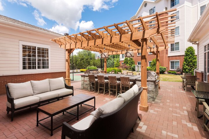 Terrace/Patio 34 of 35