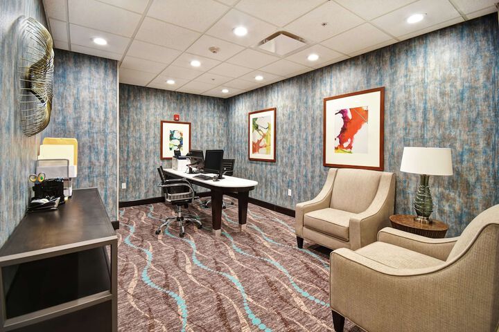 Business Center 43 of 43