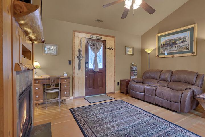 Rocky Mountain Lodge
