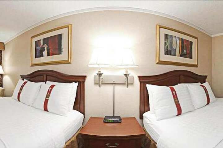 Room 7 of 22