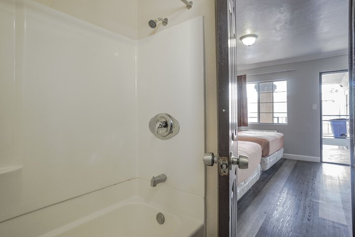 Room 40 of 45