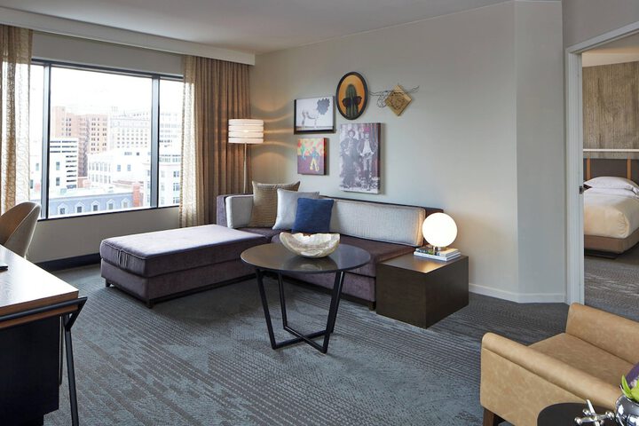 The Worthington Renaissance Fort Worth Hotel
