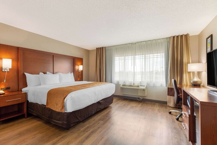 Comfort Inn & Suites Milford