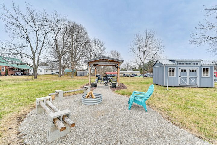 Charming Cave City Vacation Rental w / Fire Pit!