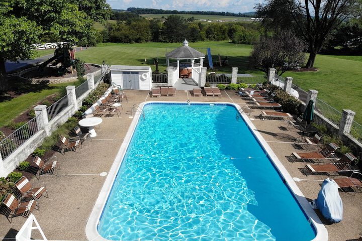 Pool 6 of 62