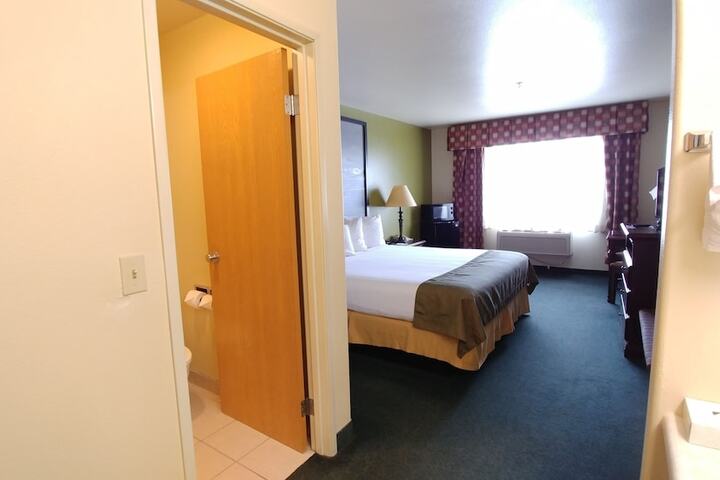 Room 11 of 83