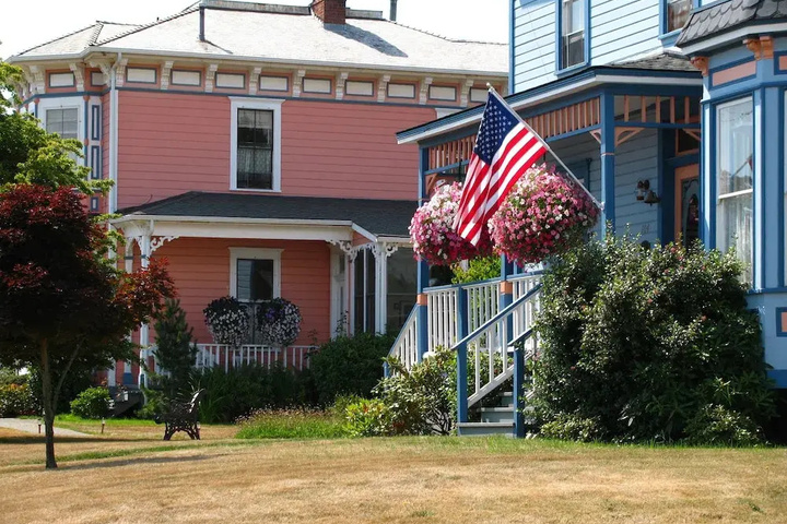 Blue Goose Inn B & B